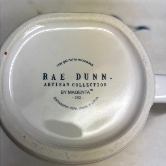 Rae Dunn Christmas Mug - Picture 4 of 4